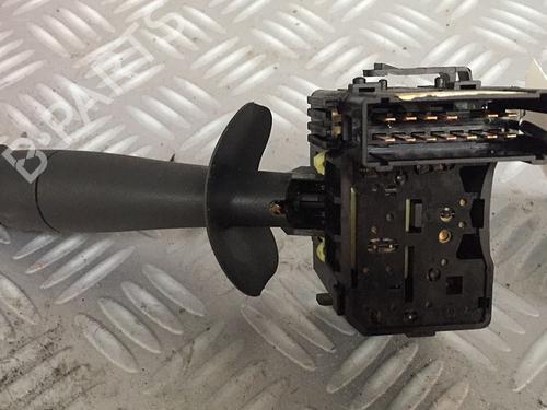 Used Steering column stalk RENAULT LAGUNA II (BG0/1_) 1.9 dCi (BG08, BG0G) (120 hp) 30065086
