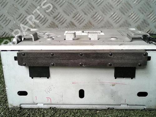 Used Radio Radio FORD FIESTA VI (CB1, CCN) 1.4 TDCi (70 hp) 30076058 30076058