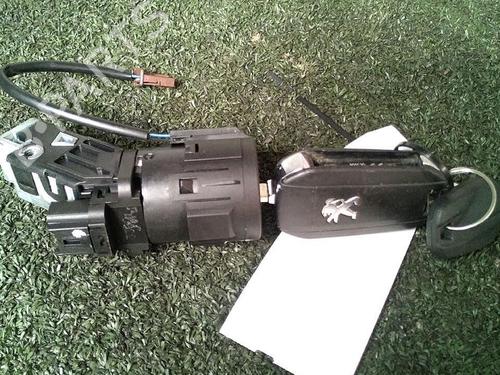 Used Ignition barrel PEUGEOT 208 I (CA_, CC_) 1.4 HDi (68 hp) 30073244