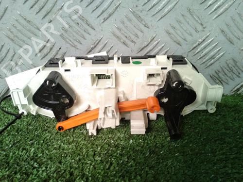 Climate control PEUGEOT 208 I (CA_, CC_) 1.4 HDi | BP18352689I5 