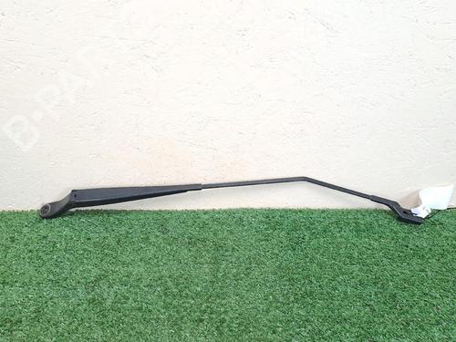 Used Front windshield wiper arm PEUGEOT 208 I (CA_, CC_) 1.2 VTi 68 / PureTech 68 (68 hp) 25451567