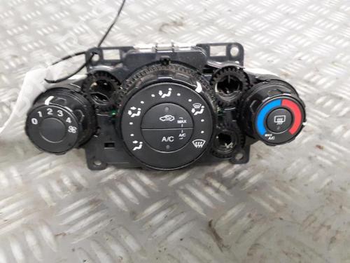Used Climate control Climate control 37731483 37731483