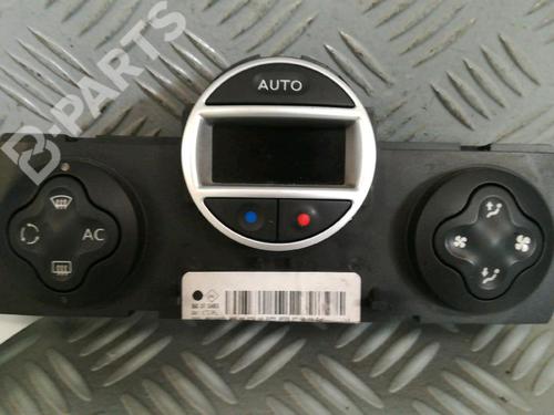 Used Climate control RENAULT CLIO III (BR0/1, CR0/1) [2005-2014]  11400797