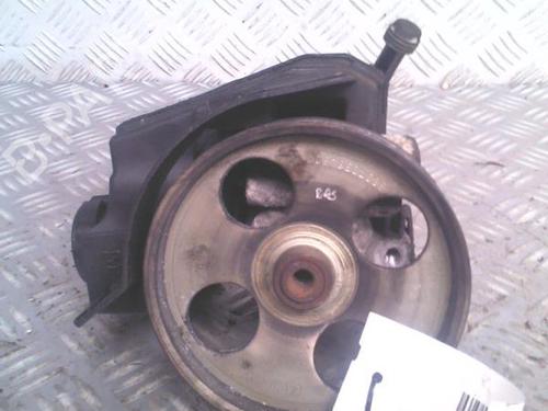 Used Steering pump Steering pump CITROËN XSARA (N1) 1.6 16V (109 hp) 30074817 30074817