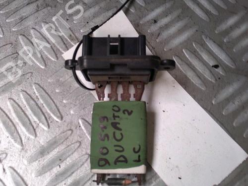 Used Heater resistor FIAT DUCATO Platform/Chassis (244_) 2.8 JTD (128 hp) 30071198