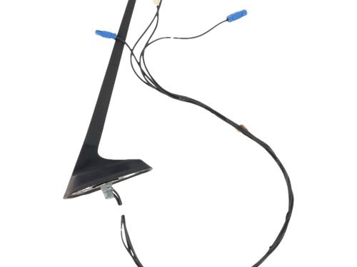 Base antenna Base antenna RENAULT CLIO V (B7_) 1.5 Blue dCi 85 (B7AG) (86 hp) 37031653 37031653