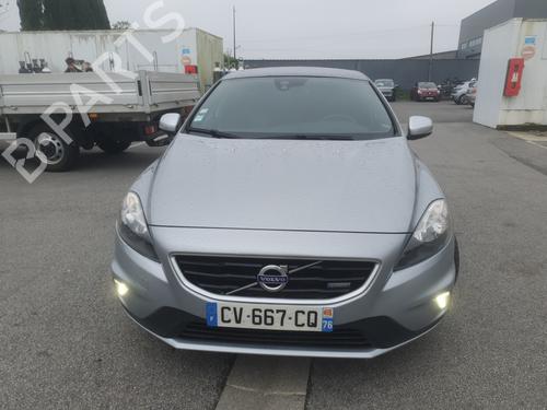 Brugte VOLVO V40 Hatchback (525) D3 4750211