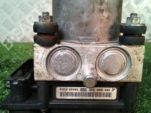Pompe ABS RENAULT CLIO II (BB_, CB_) 1.2 16V (BB05, BB0W, BB11, BB27, BB2T, BB2U, BB2V, CB05,... (75 hp) 30073522