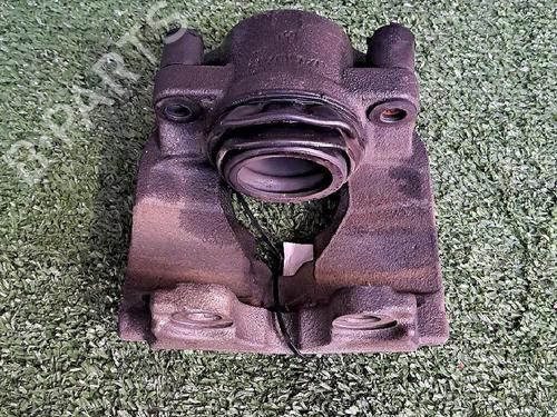 Right front brake caliper JAGUAR XE (X760) 2.0 D | BP29949546M104