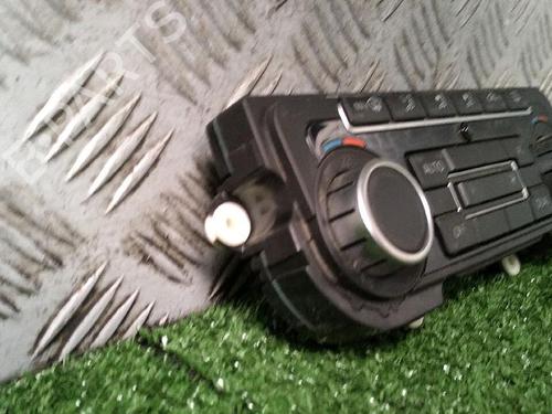 Climate control VW TOURAN (1T3) 1.6 TDI | BP29950919I5  - Image 8