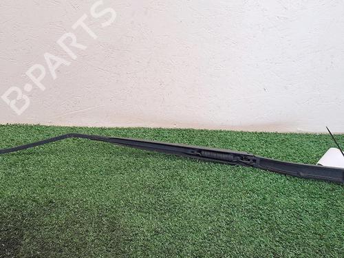 Used Front windshield wiper arm RENAULT CLIO IV (BH_) 1.2 16V (73 hp) 29947954