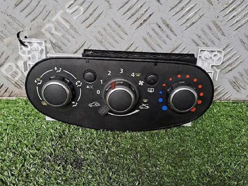 Used Climate control DACIA LOGAN MCV II TCe 90 (K8M1, K8MA, K8AC) (90 hp) 29953206