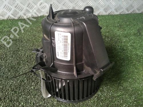 Used Heater blower motor CITROËN C3 II (SC_) 1.0 VTi 68 (68 hp) 18599729