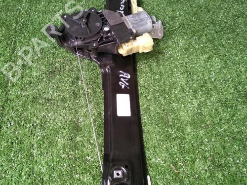 Used Front left window mechanism Front left window mechanism FORD ECOSPORT 1.0 EcoBoost (125 hp) 30072820 30072820
