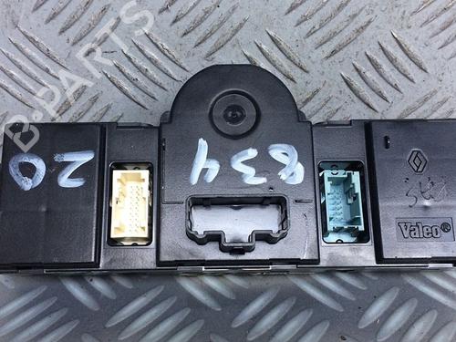 Used Climate control RENAULT SCÉNIC II (JM0/1_) 1.9 dCi (JM0G, JM12, JM1G, JM2C) (120 hp) 29947620