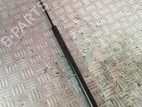 Used Tailgate lift support Tailgate lift support 30072458 30072458