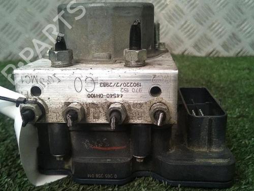 Used ABS pump ABS pump CITROËN C1 II (PA_, PS_) 1.0 VTi 72 (72 hp) 30075875 30075875