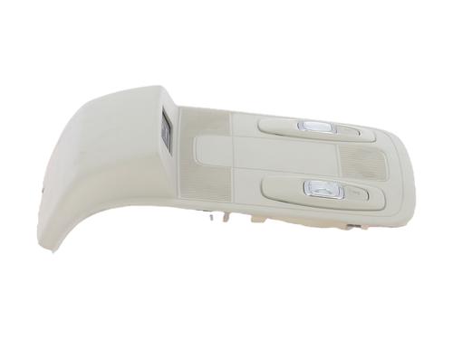 interior-roof-light-renault-megane-iv-hatchback-b9amn_-2015-36300281 main image