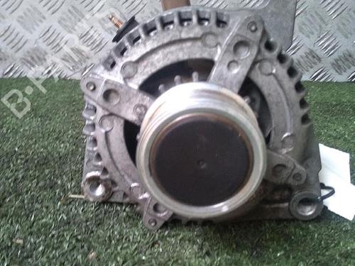 Used Alternator TOYOTA YARIS (_P9_) 1.4 D-4D (NLP90_, NLP90R) (90 hp) 30072986