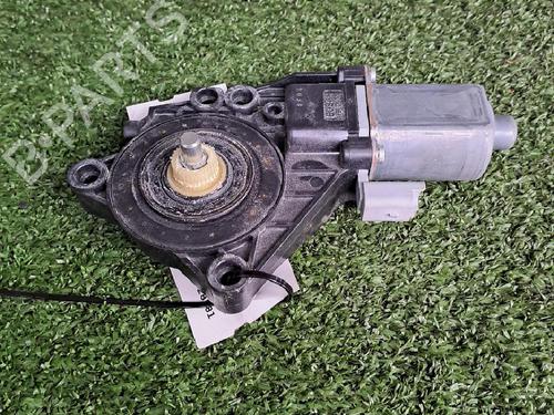 Right front window motor HYUNDAI i30 (FD) 1.6 CRDi | BP23851435E20 