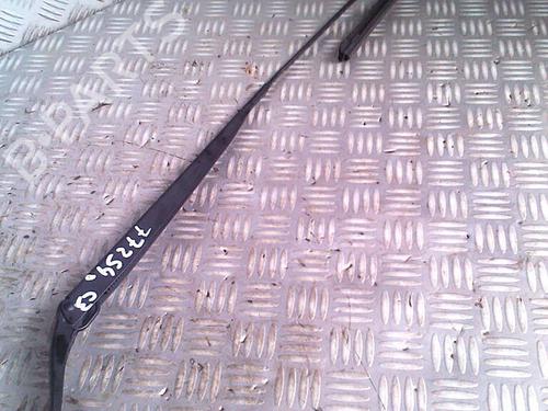 Used Front windshield wiper arm CITROËN C3 II (SC_) 1.4 HDi 70 (SC8HZC, SC8HR0, SC8HP4) (68 hp) 30074824