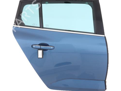 right-rear-door-renault-megane-iv-grandtour-k9amn_-2016-40111738 main image