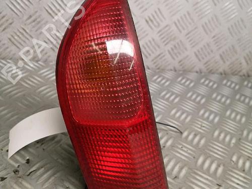 Højre baglygte ALFA ROMEO 156 (932_) 1.9 JTD (932.A2B00, 932.A2C00) (115 hp) 30065168