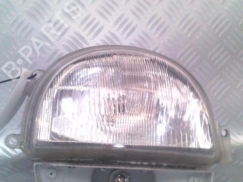 Used Right headlight Right headlight RENAULT TWINGO I (C06_) 1.2 (C066, C068) (58 hp) 30075040 30075040