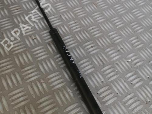 Used Tailgate lift support Tailgate lift support RENAULT CLIO I (B/C57_, 5/357_) 1.2 (5/357Y, 5/357K) (58 hp) 30068768 30068768