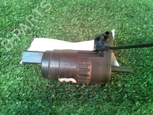 Used Washer pump Washer pump SEAT ARONA (KJ7, KJP) 1.6 TDI (95 hp) 30073799 30073799
