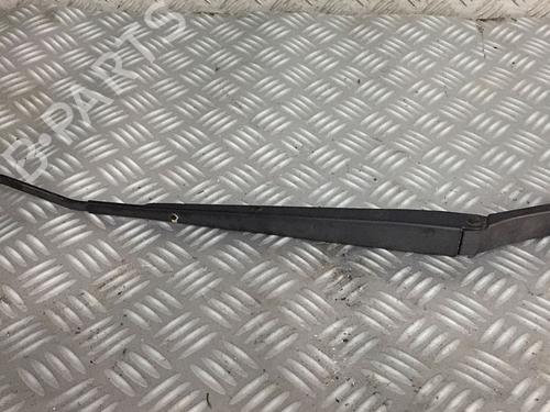 Used Front windshield wiper arm CHEVROLET AVEO / KALOS Hatchback (T250, T255) 1.2 LPG (84 hp) 30070089