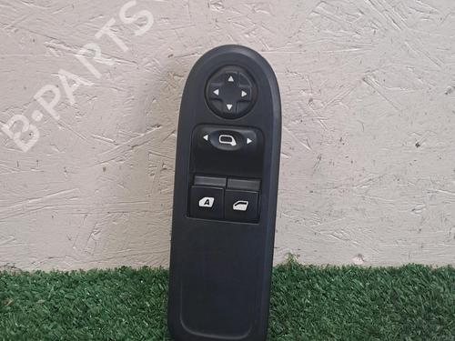Used Left front window switch CITROËN C3 II (SC_) 1.4 (73 hp) 14545429