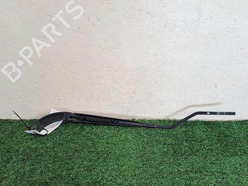 Used Front windshield wiper arm RENAULT CLIO IV (BH_) 1.5 dCi 90 (90 hp) 30068196