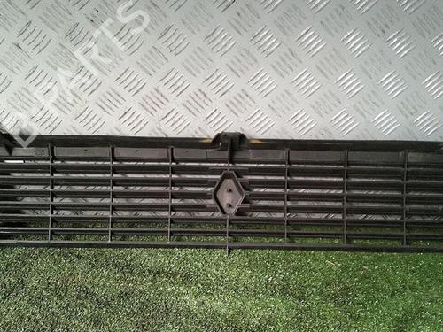 Used Grille RENAULT 9 (L42_) 1.1 (L421) (48 hp) 29952732