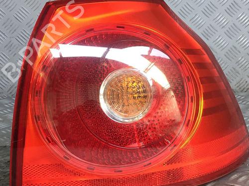 Right taillight VW GOLF V (1K1) 1.9 TDI | BP30069438C35 