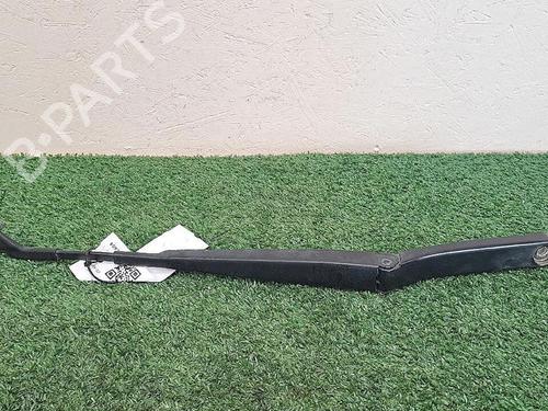 Used Front windshield wiper arm Front windshield wiper arm 30064117 30064117