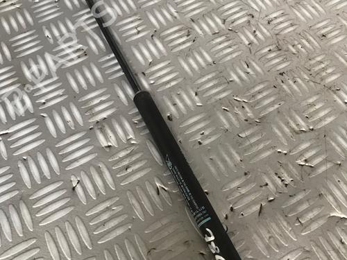 Used Tailgate lift support CITROËN C4 I (LC_) 2.0 HDi (136 hp) 17162486