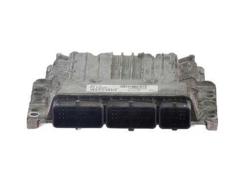 Used Engine control unit (ECU) Engine control unit (ECU) DACIA DUSTER (HS_) 1.5 dCi (HSMC) (107 hp) 34413528 34413528