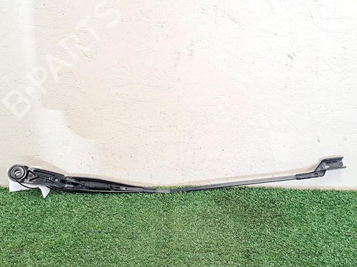 Used Front windshield wiper arm PEUGEOT 308 II (LB_, LP_, LW_, LH_, L3_) 1.6 BlueHDi 120 (120 hp) 29949159