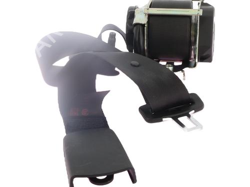 front-left-seatbelt-citroen-c3-iii-sx-2016-30598751 main image