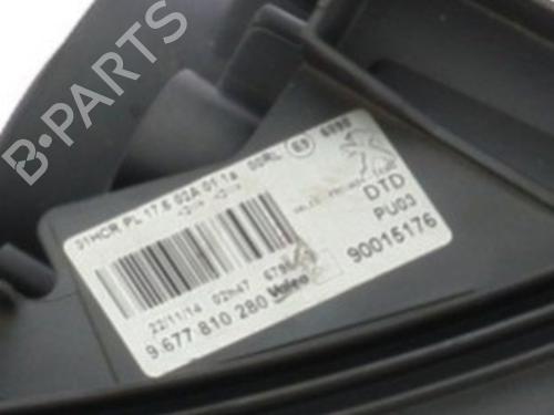 Right headlight PEUGEOT 2008 I (CU_) 1.2 VTi | BP32210473C29