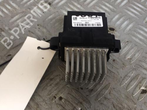 Varmeblæsermodstand OPEL ASTRA J (P10) 2.0 CDTI (68) (160 hp) 30069506