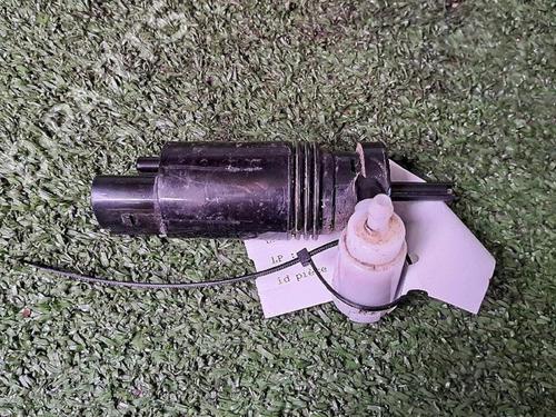 Used Washer pump Washer pump MERCEDES-BENZ GLA-CLASS (X156) GLA 200 CDI / d (156.908) (136 hp) 30076700 30076700