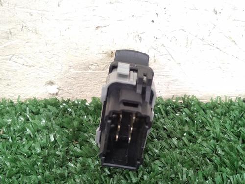 Used Right front window switch RENAULT TWINGO II (CN0_) 1.5 dCi 75 (75 hp) 29948950