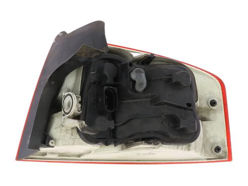 Left taillight AUDI A4 B7 (8EC) 2.0 TDI 16V | BP30064809C34  - Image 7