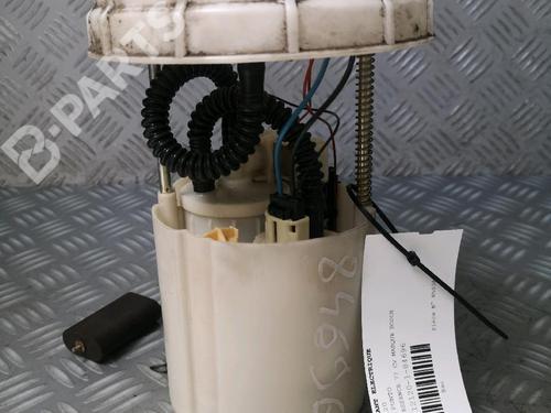 Used Fuel pump FIAT GRANDE PUNTO (199_) 1.4 (199AXB11, 199AXB1A, 199BXB1A, 199AXL1A) (77 hp) 11404812