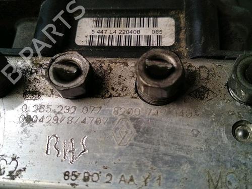 Used ABS pump RENAULT CLIO III (BR0/1, CR0/1) 1.5 dCi (C/BR0G, C/BR1G) (68 hp) 29951692