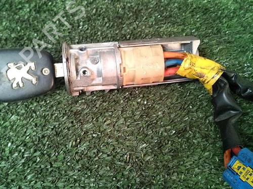 Used Ignition barrel PEUGEOT 206 SW (2E/K) 2.0 HDi (90 hp) 30073842