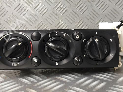 AC Styreenhet / Manøvreringsenhet MINI MINI (R50, R53) One (90 hp) 29950782