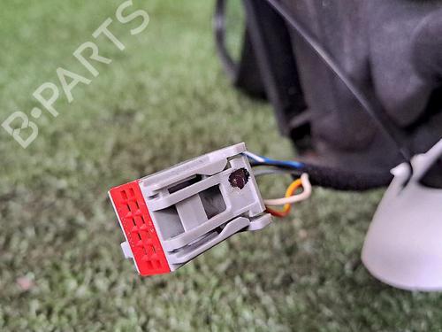 Left mirror FORD FIESTA V (JH_, JD_) 1.4 TDCi | BP30076947C26